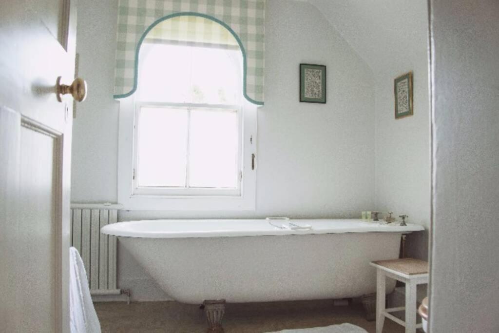 Garden Cottage, سانت جاتين ديه بوا المظهر الخارجي الصورة